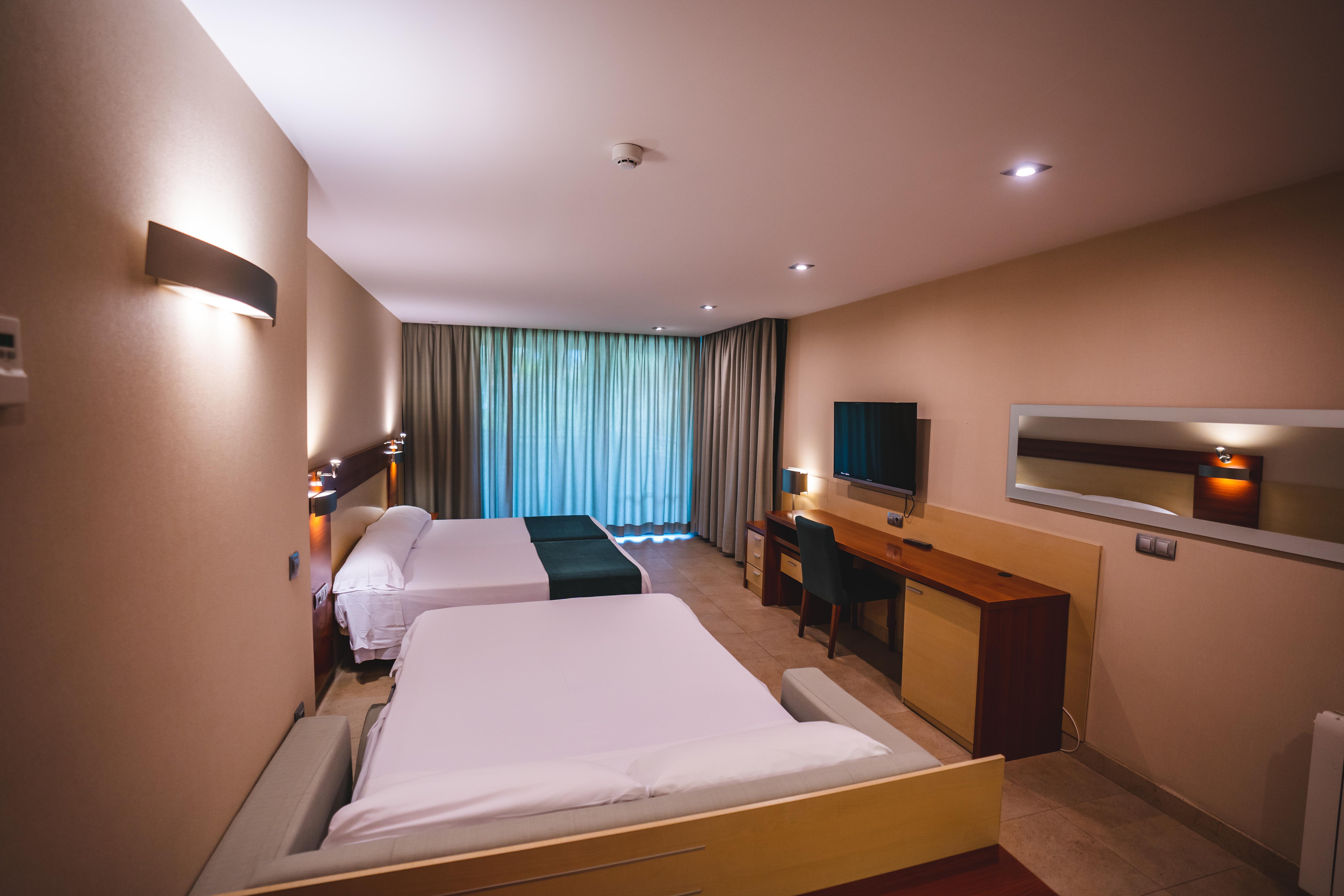 בנידורם Hotel Deloix 4* Sup מראה חיצוני תמונה